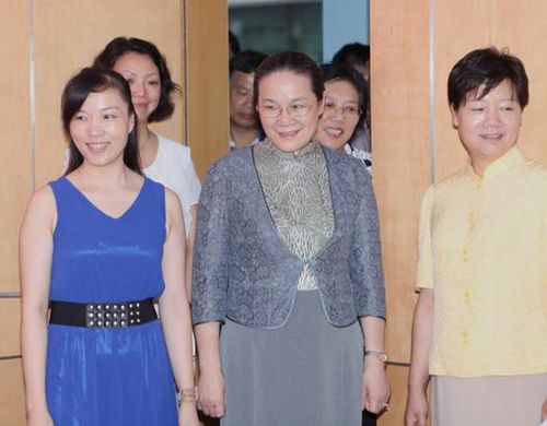 【人民網(wǎng)】嬰智貝佳10年沉淀，成就早教領(lǐng)導品牌